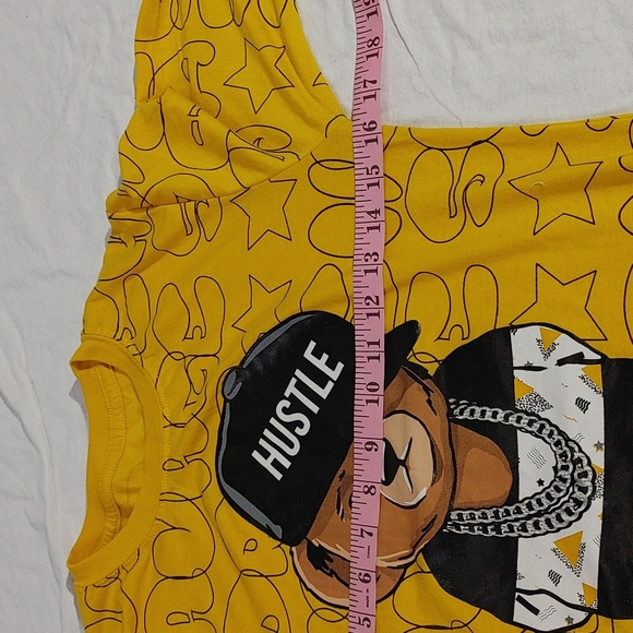 Hustle Bear Tee - Picture 4 of 6